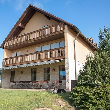 Gaestehaus Lorz Hoechstadt an der Aisch Luaran gambar